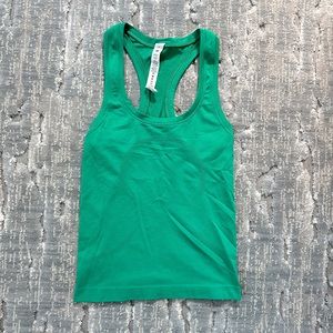 Lululemon Swiftly Tech racerback tank race length